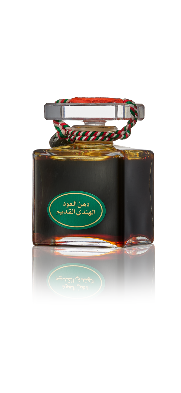القارورة المشمعة كاملة ٥٠مل: (نوادر الهندي القديم أكثر من ٢٠ سنة) من عطايا السلطان قابوس رحمه الله